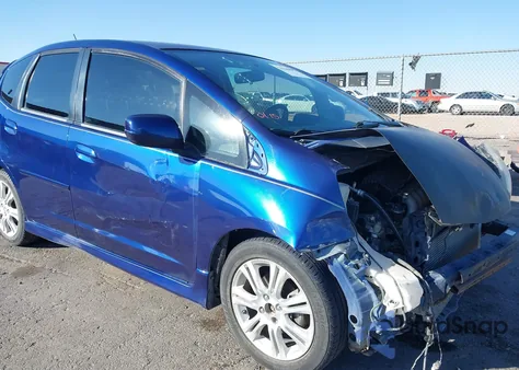 2010 Honda Fit Sport z USA, uszkodzony, nr VIN JHMGE8H46AC011721